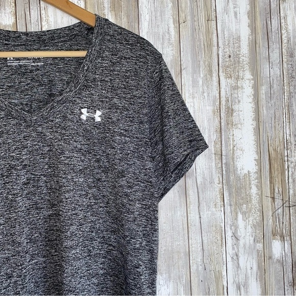 Under Armor Heather Grey Loose Tee - Picture 2 of 5